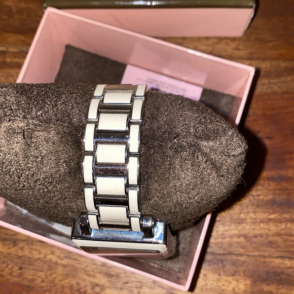 Vintage Y2K Juicy Couture White Watch - Picture 6 of 15